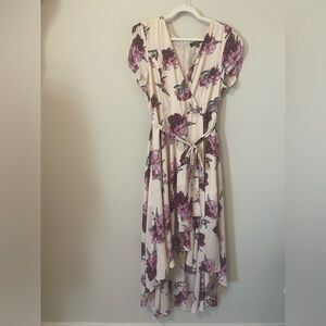 NWOT Lulus Hi low dress